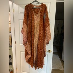 Kantha Bae Silk Muu